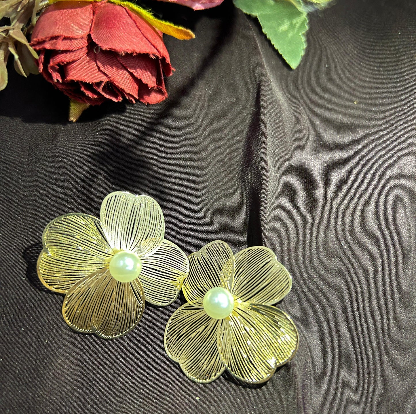 Korean Lustrous Petal Radiance