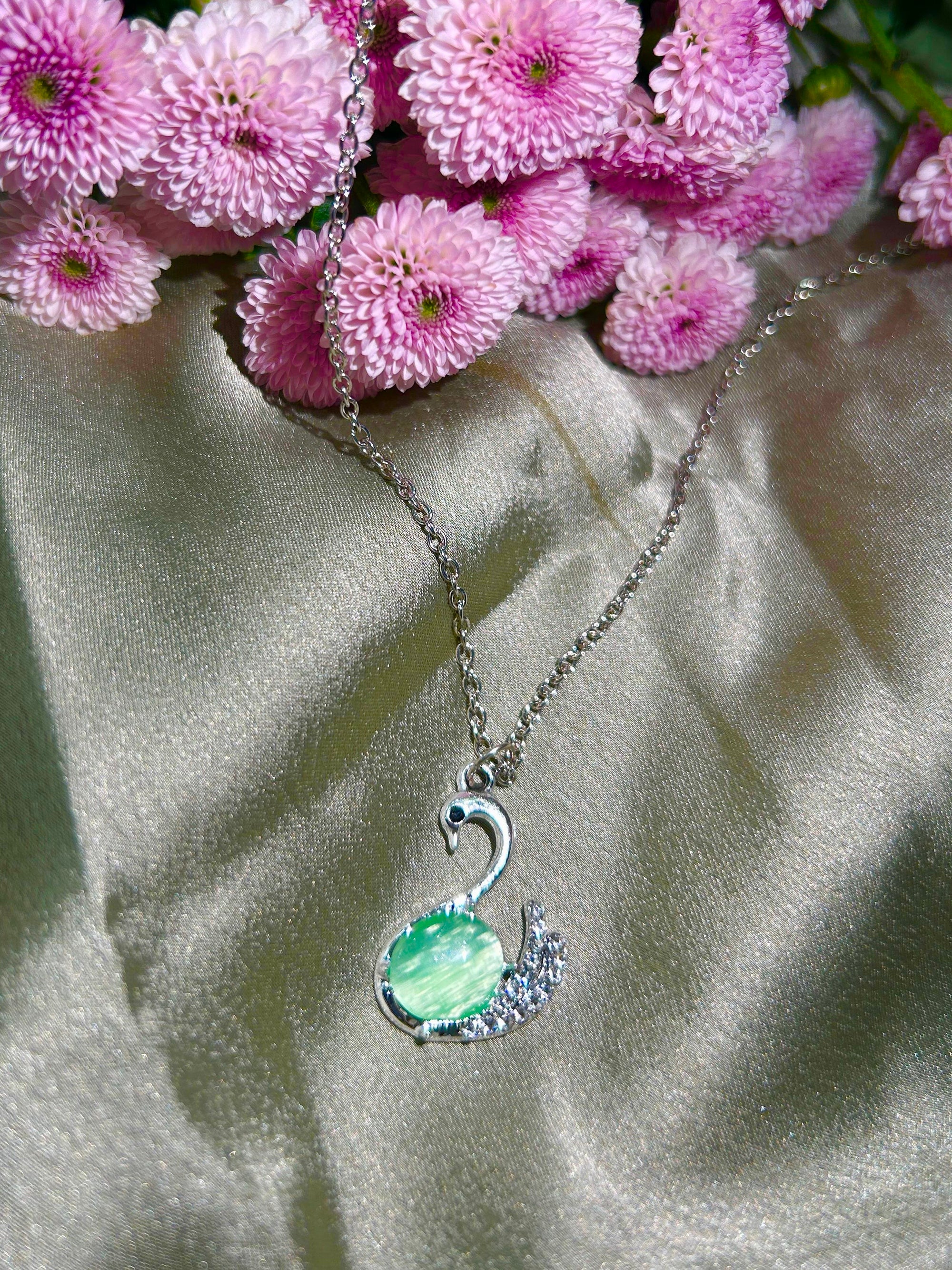 Korean Swan Embrace Pendant