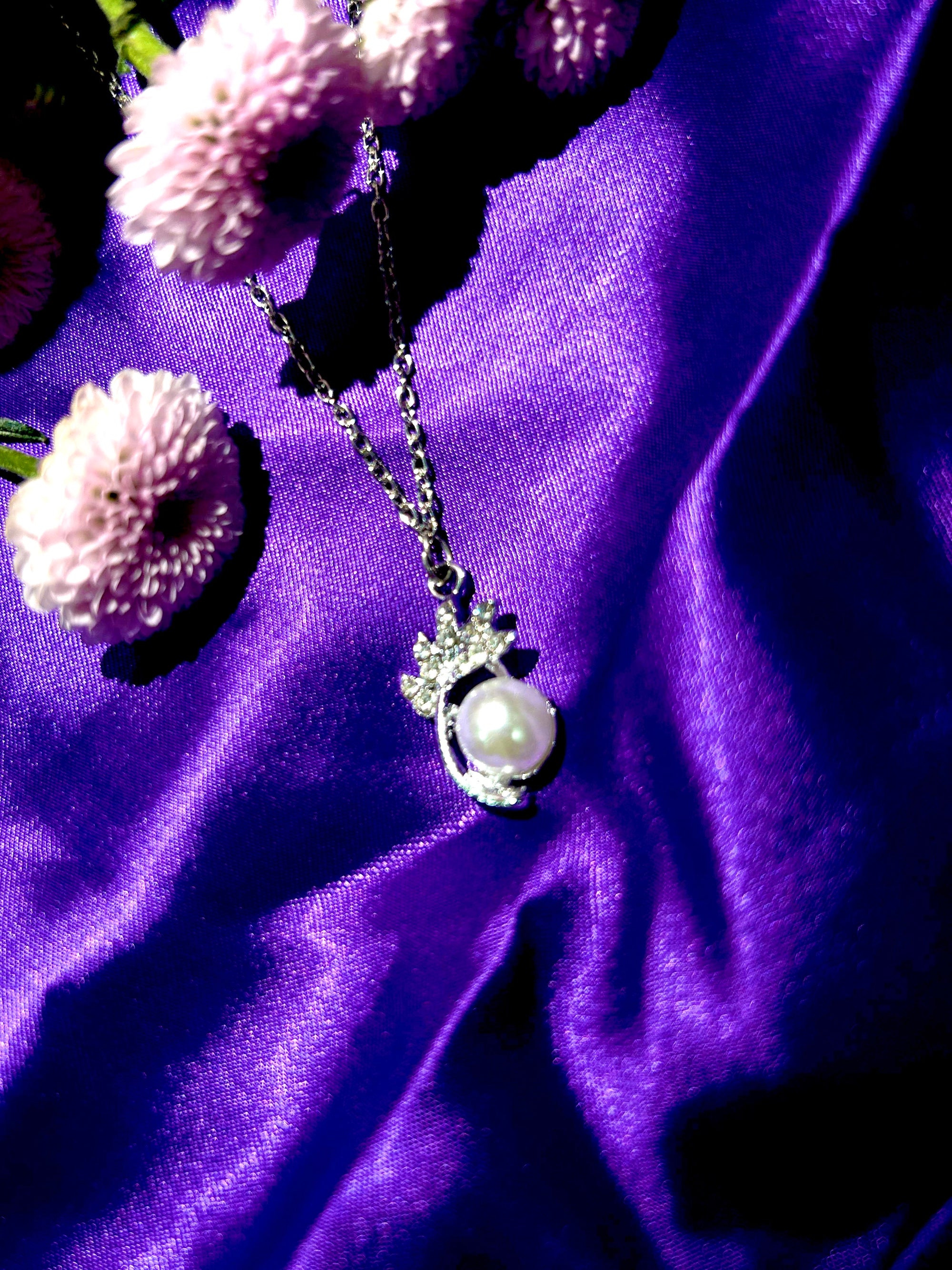 Korean Pearl Blossom Pendant