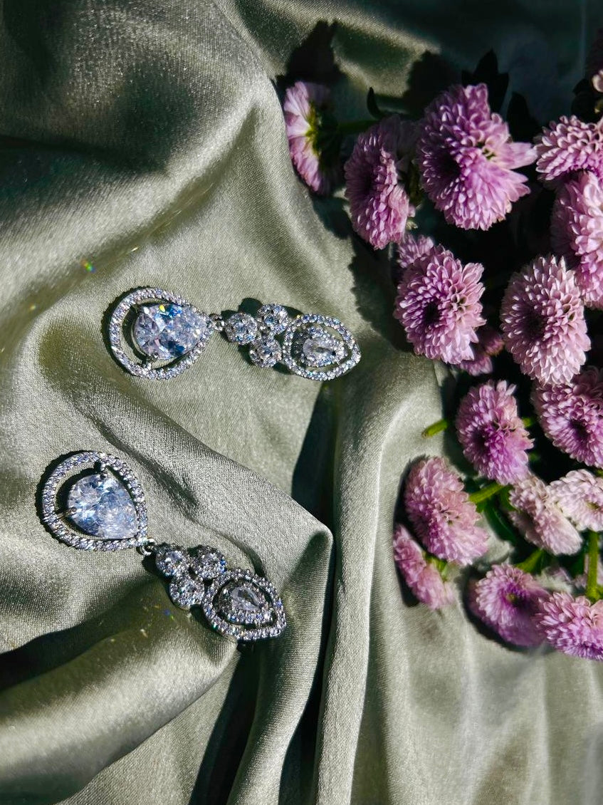 Silver Eterna Crystal Choker Set