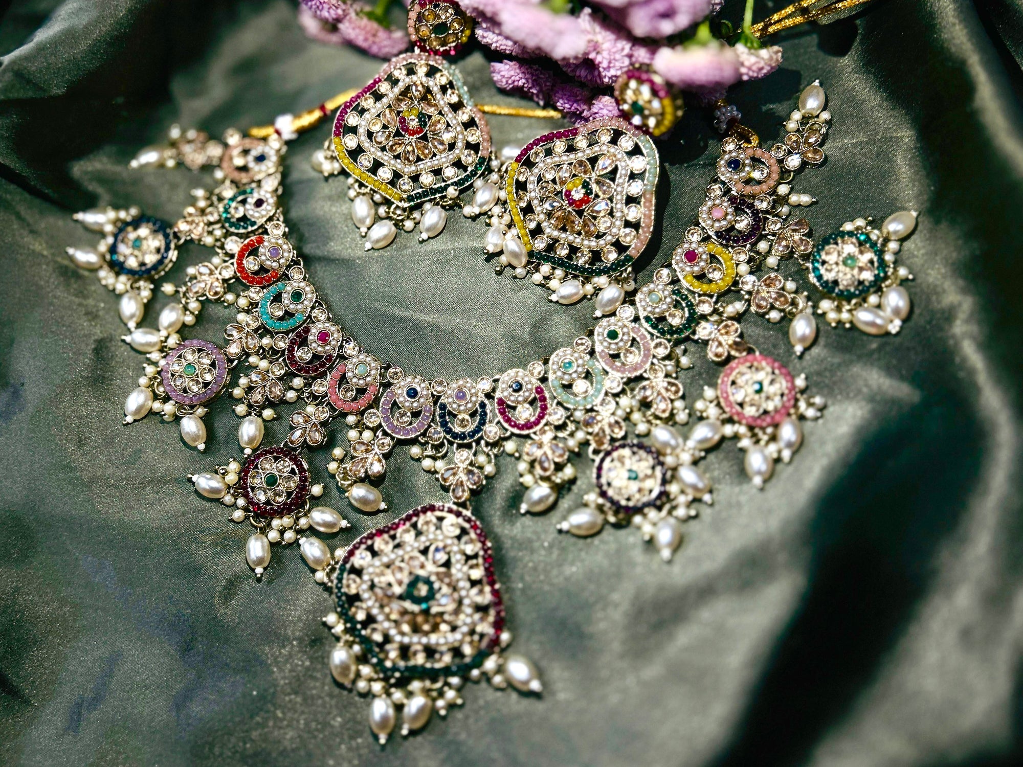 Navratna Kundan Rani Haar