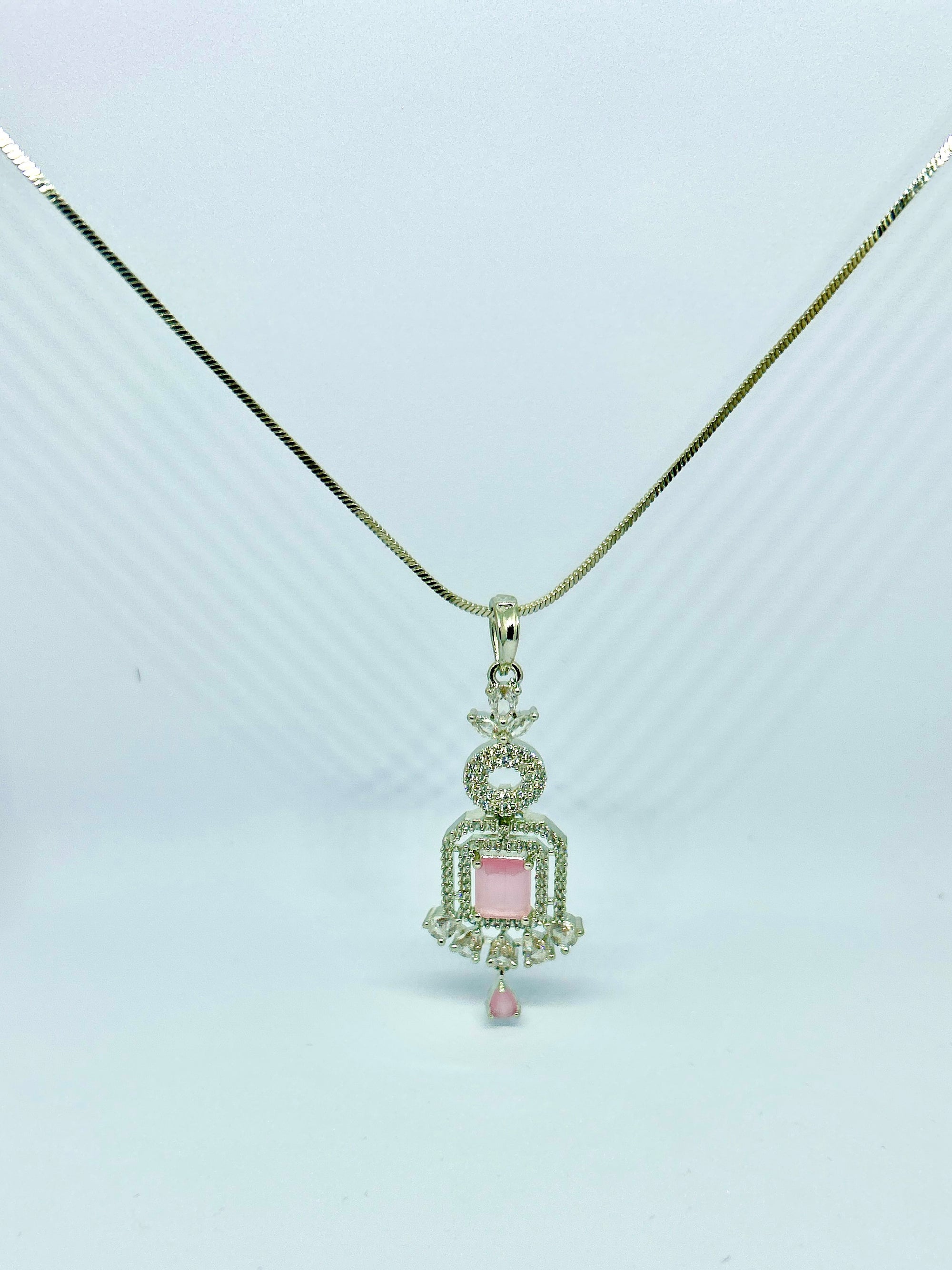 Rosé Royale Pendant Set