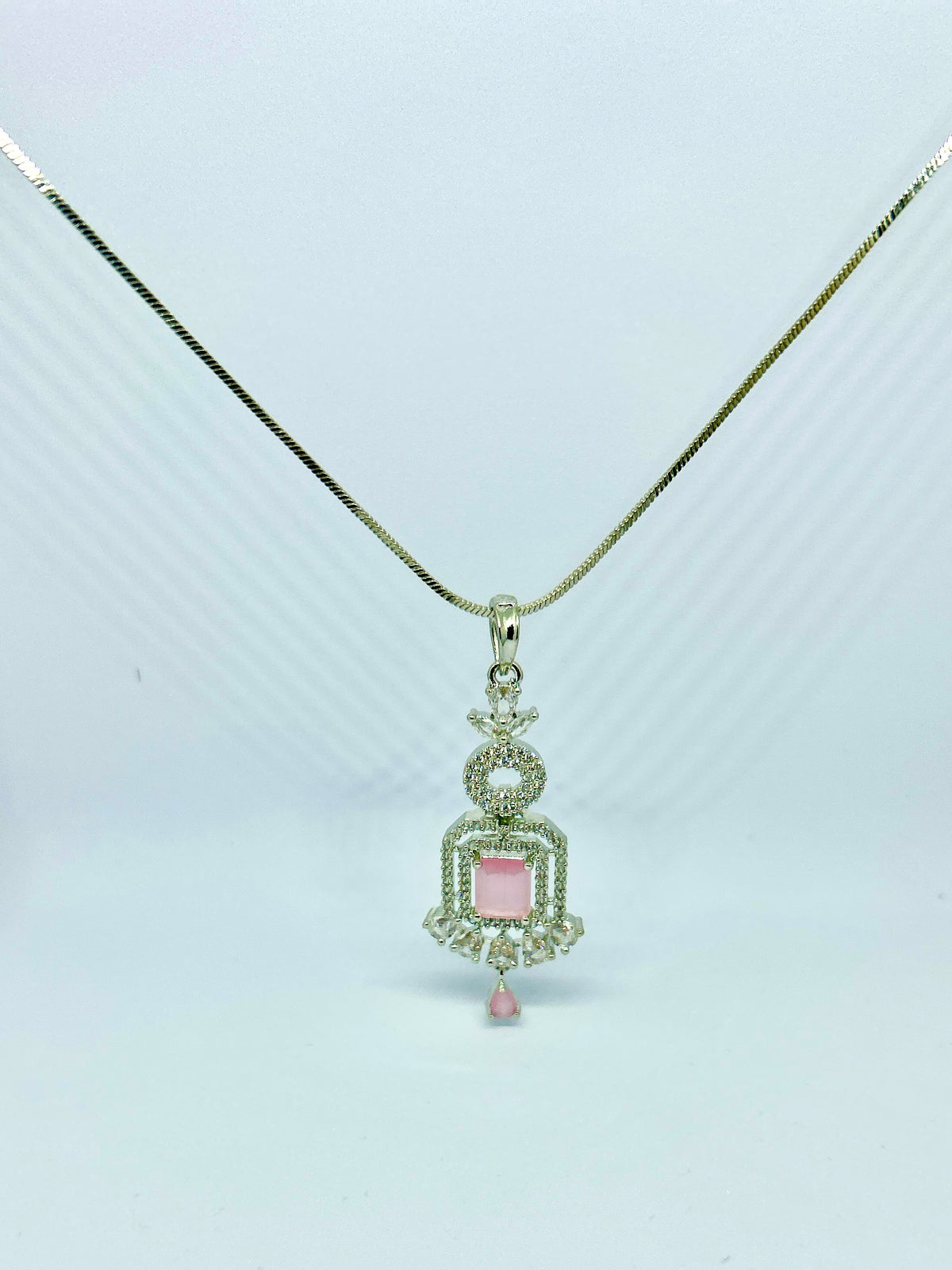 Rosé Royale Pendant Set