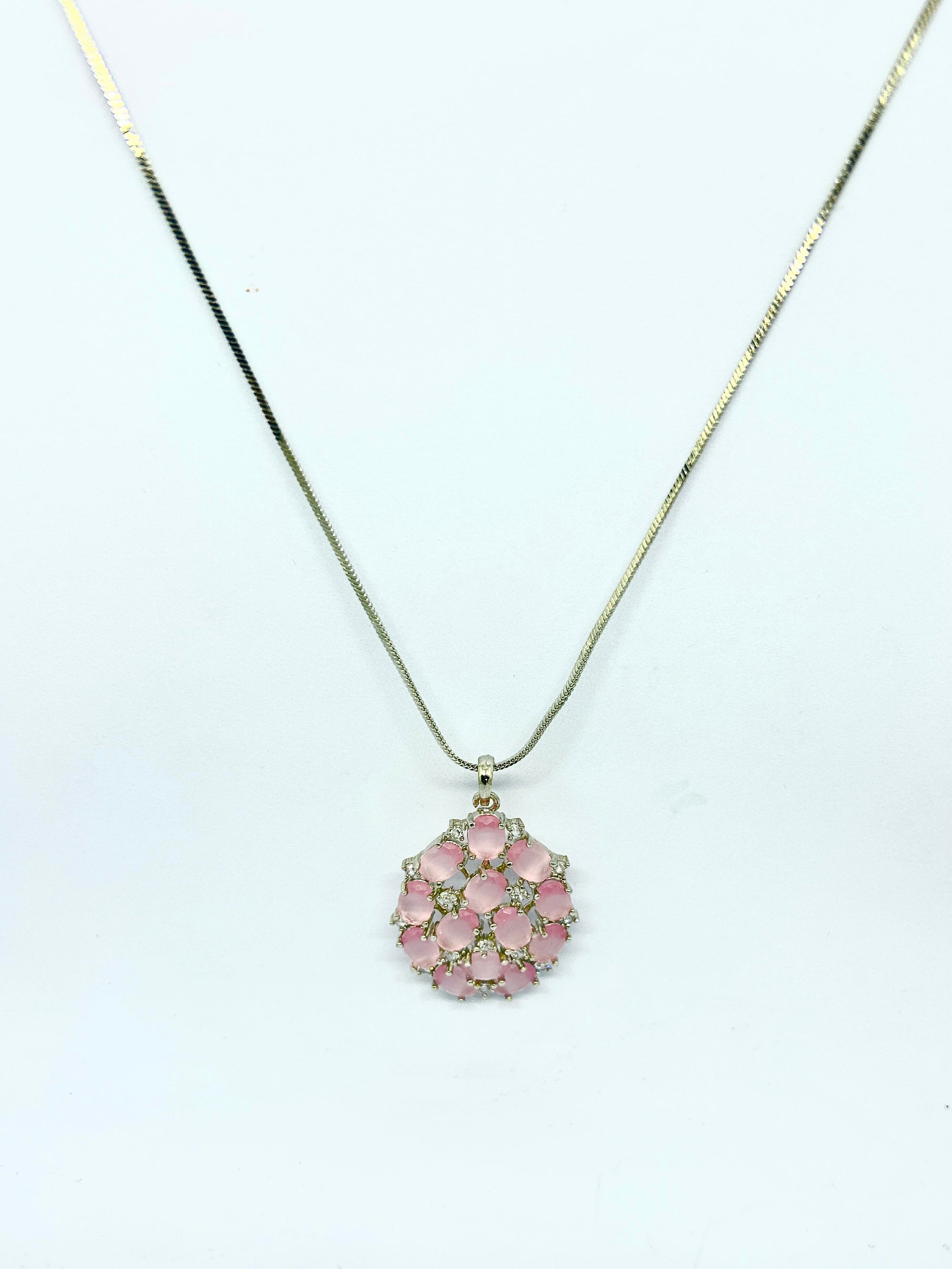 Rosé Blossom Set – Pendant & Earrings