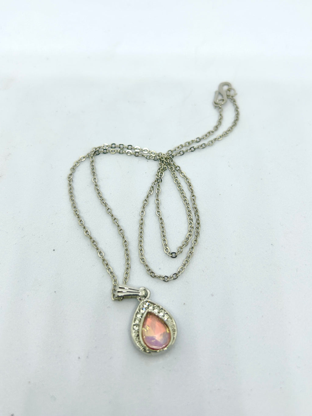 Korean Dewdrop Radiance Pendant