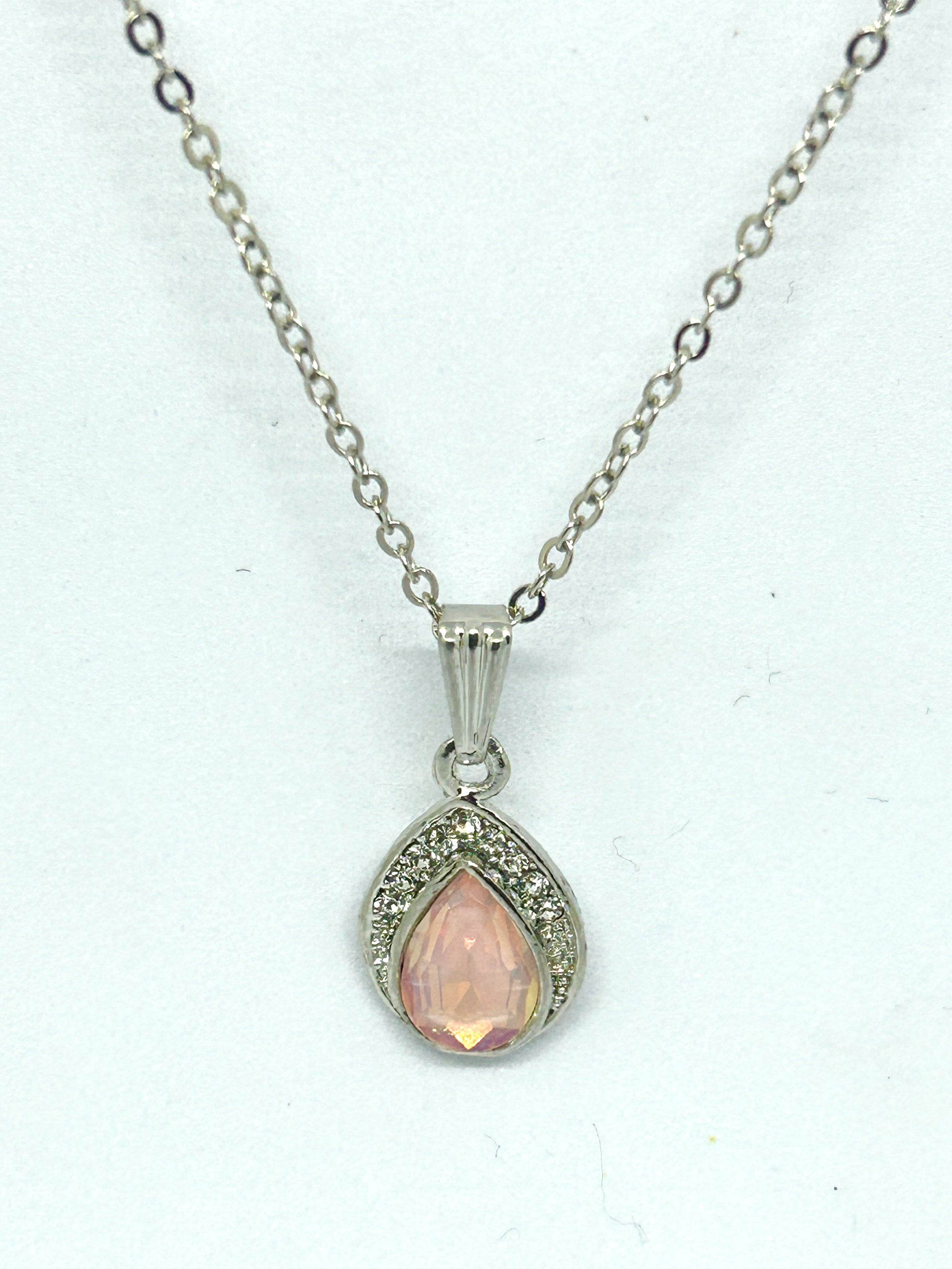 Korean Dewdrop Radiance Pendant