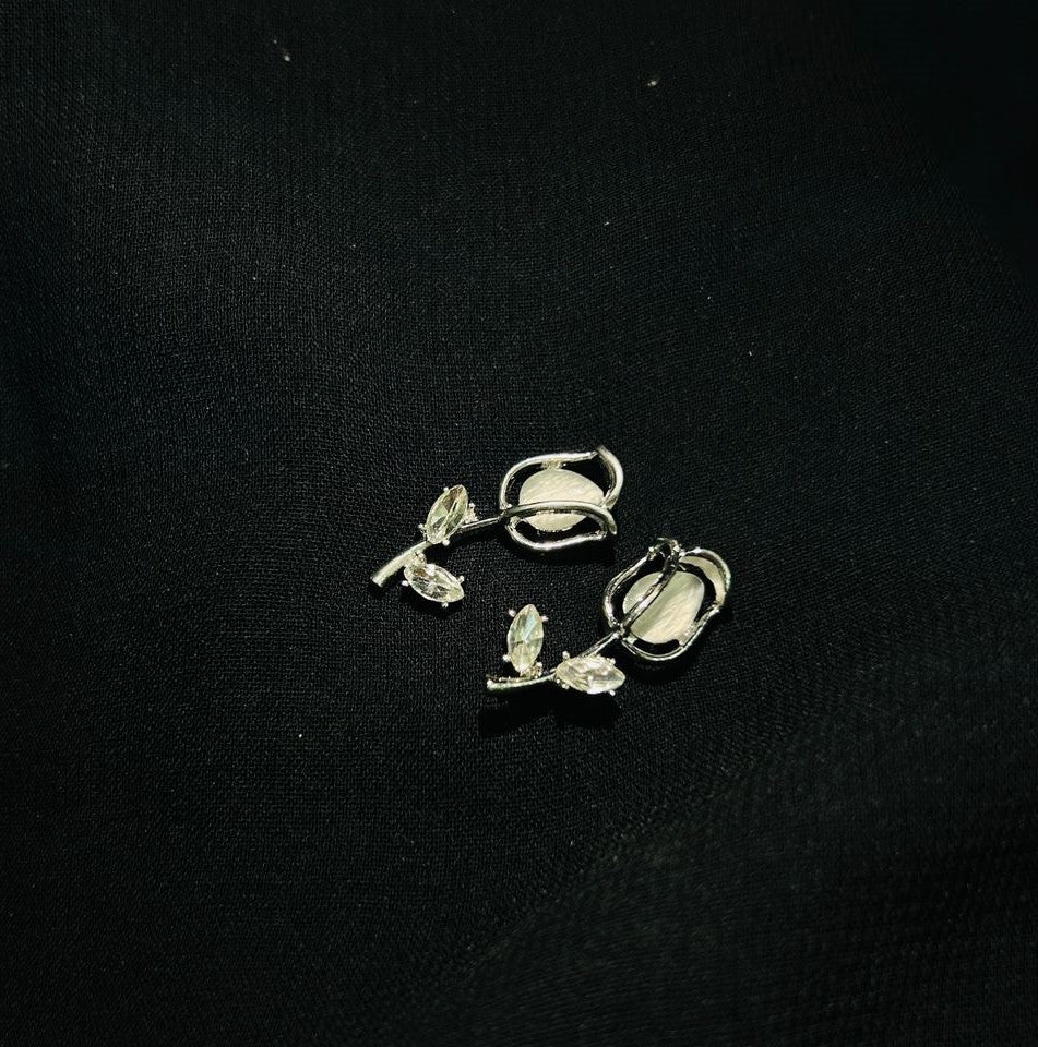 Korean Aura earring