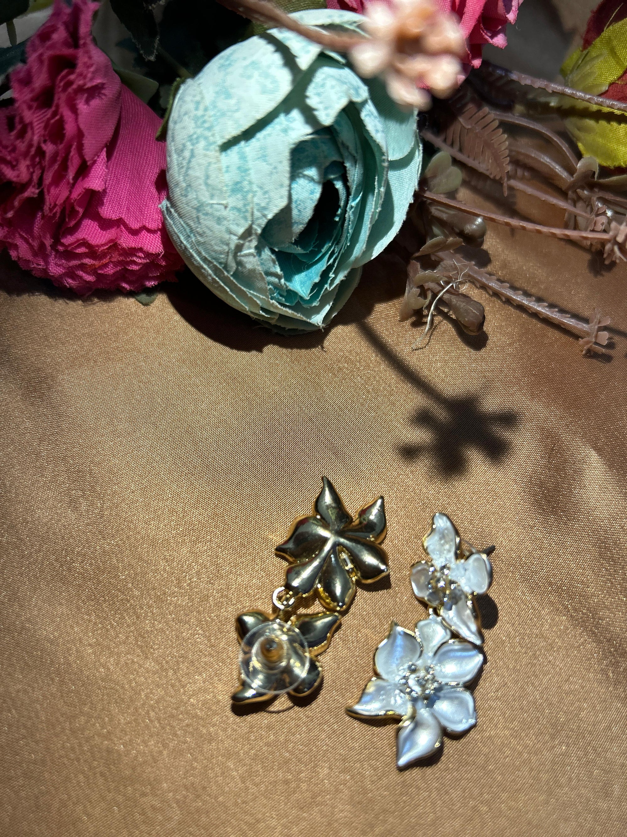 Korean earing pure petal Blossom Dew